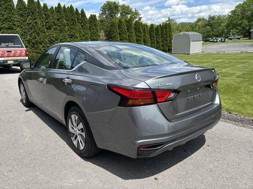 2022 Nissan Altima S FWD
