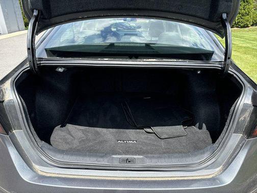 2022 Nissan Altima S FWD