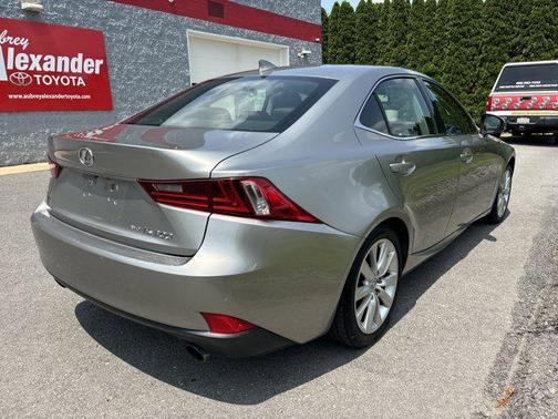 2016 Lexus IS 300 Base