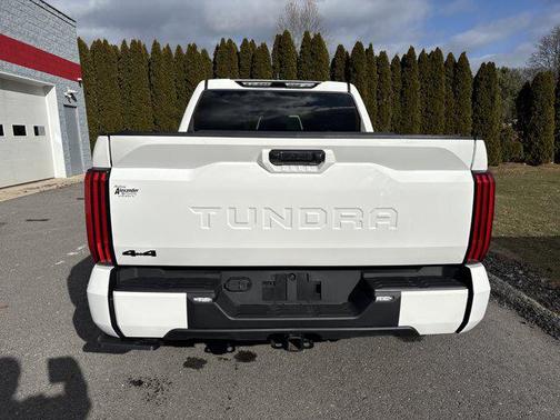 2025 Toyota Tundra SR5