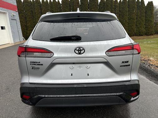 2023 Toyota Corolla Hybrid SE