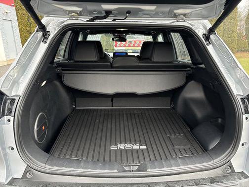 2023 Toyota Corolla Hybrid SE