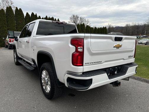 2022 Chevrolet Silverado 2500 High Country