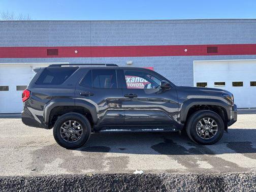 2025 Toyota 4Runner SR5