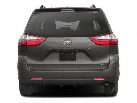 2017 Toyota Sienna LE