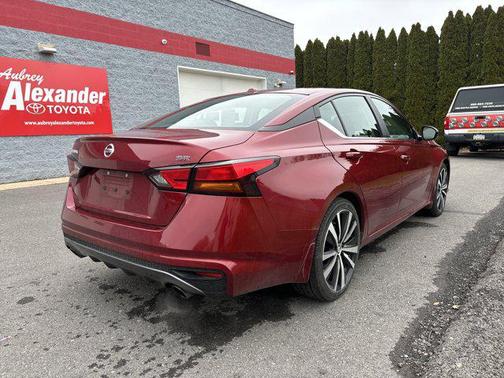 2020 Nissan Altima SR FWD