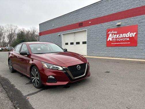 2020 Nissan Altima SR FWD