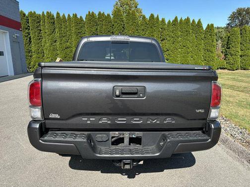2020 Toyota Tacoma TRD Sport