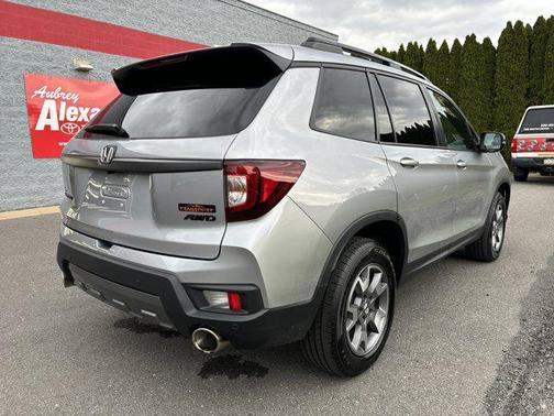 2023 Honda Passport AWD TrailSport