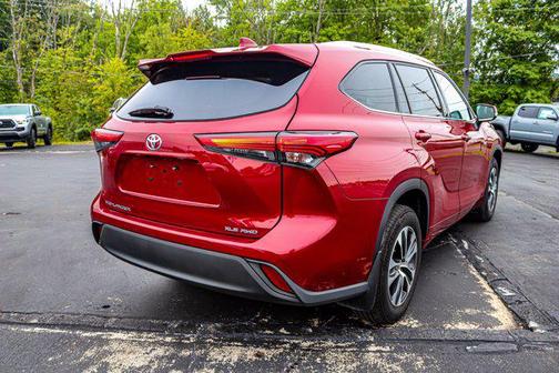 2020 Toyota Highlander XLE