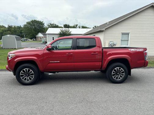 2020 Toyota Tacoma TRD Sport