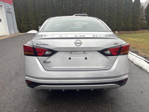 2023 Nissan Altima 2.5 SV