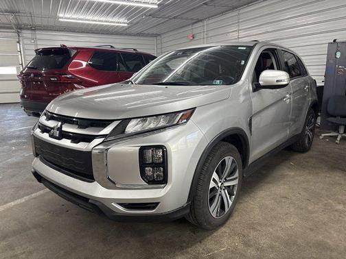 2025 Mitsubishi Outlander Sport SE