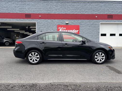 Black Sand Pearl 2021 Toyota Corolla LE