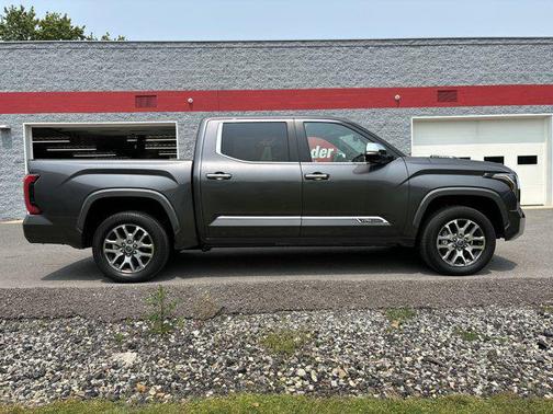 2024 Toyota Tundra Hybrid 1794 Edition