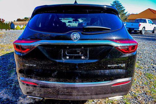 Photo 5 of 37 of 2018 Buick Enclave Premium