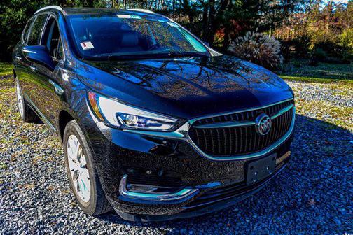 Photo 1 of 37 of 2018 Buick Enclave Premium