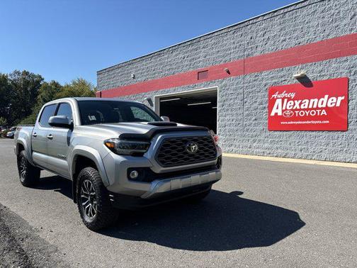 2020 Toyota Tacoma TRD Sport