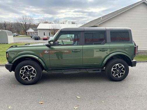 2023 Ford Bronco Outer Banks