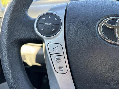 2011 Toyota Prius One