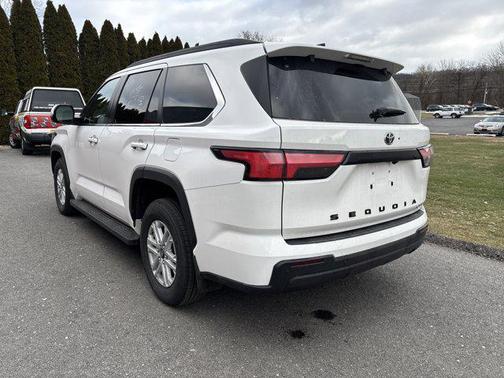 2025 Toyota Sequoia SR5