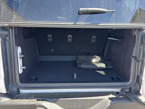 Oxford White 2023 Ford Bronco Outer Banks