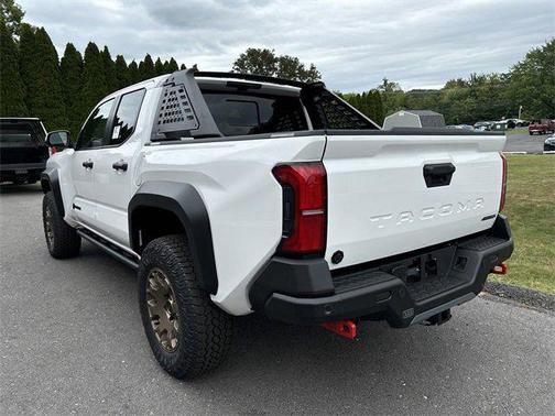 2025 Toyota Tacoma Hybrid Trailhunter