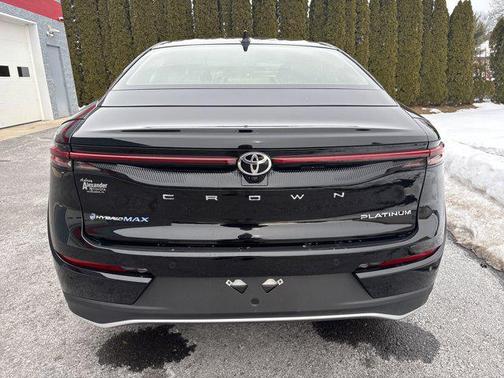 2026 Toyota Crown Platinum