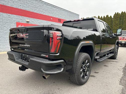 2024 GMC Sierra 2500 AT4