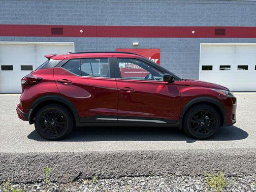 2024 Nissan Kicks SR