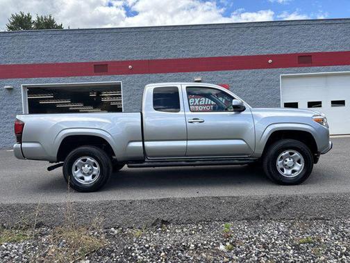 2023 Toyota Tacoma SR