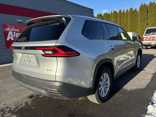 2025 Toyota Grand Highlander XLE