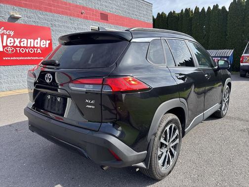 Jet Black 2025 Toyota Corolla Cross XLE