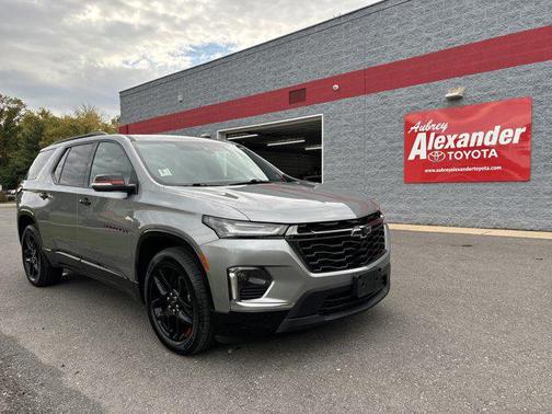 2023 Chevrolet Traverse Premier