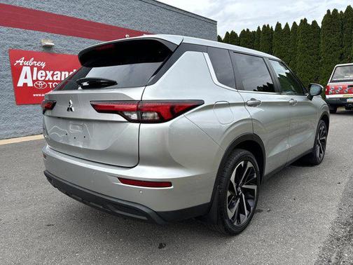 2022 Mitsubishi Outlander ES 2.5 2WD