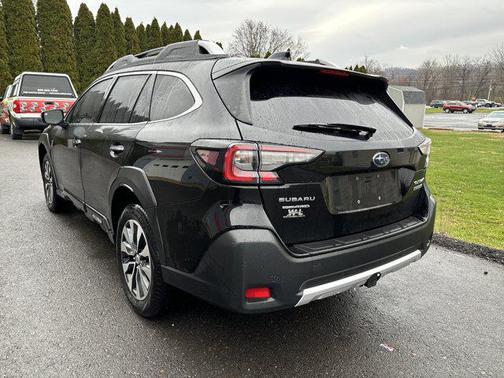2024 Subaru Outback Touring XT