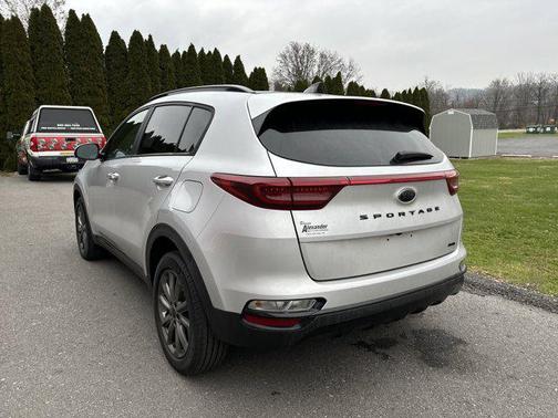 2022 Kia Sportage S