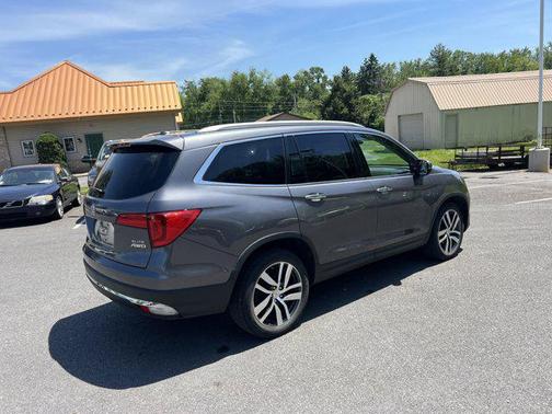 Blue 2016 Honda Pilot Elite