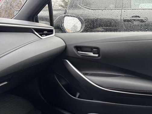 2025 Toyota Corolla Hybrid SE