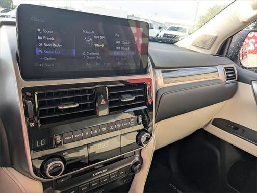 2023 Lexus GX 460 Premium