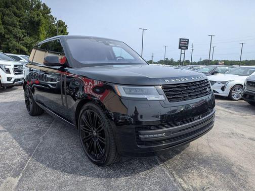Santorini Black Metallic 2023 Land Rover Range Rover P530 SE