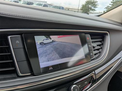 2022 Buick Enclave FWD Essence