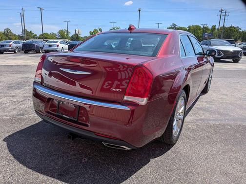 Velvet Red Pearlcoat 2020 Chrysler 300 Touring