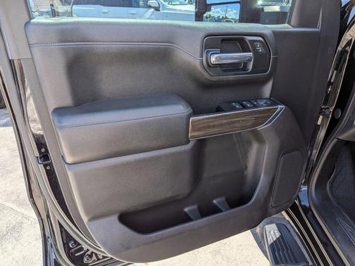 Black 2019 Chevrolet Silverado 1500 LT