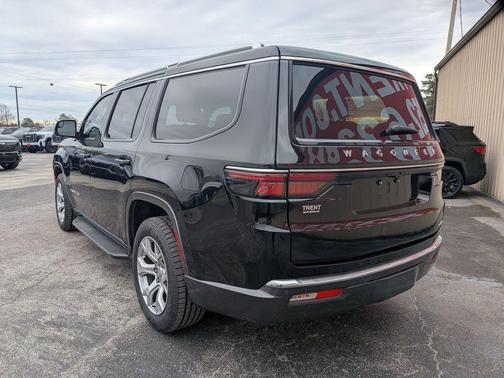 2022 Jeep Wagoneer Series II 4x2