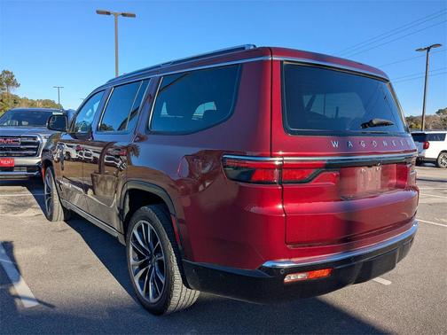 2022 Jeep Wagoneer Series III 4x2