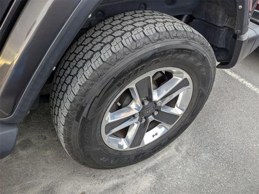 2022 Jeep Wrangler Unlimited Sahara