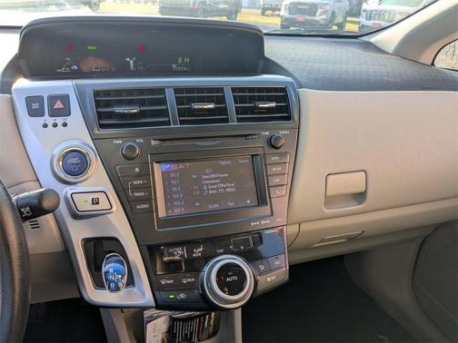 2013 Toyota Prius v Two