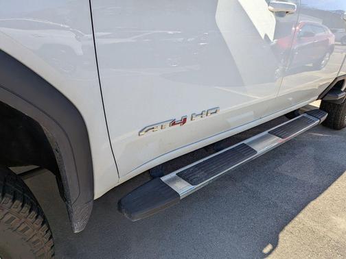 2023 GMC Sierra 2500 AT4