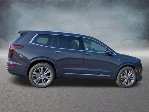 2025 Cadillac XT6 Premium Luxury FWD